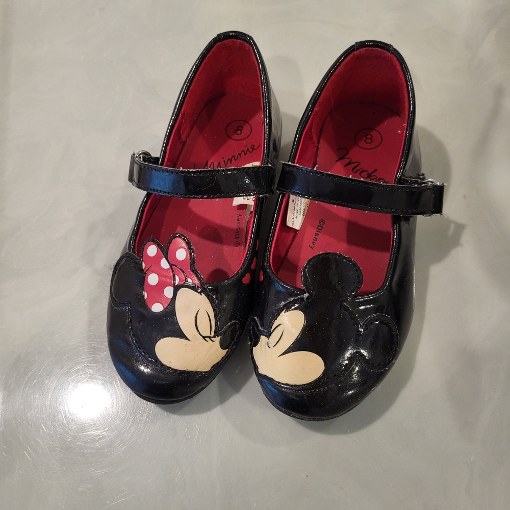 Minnie &Mickie black flats dress shoes girl size 8